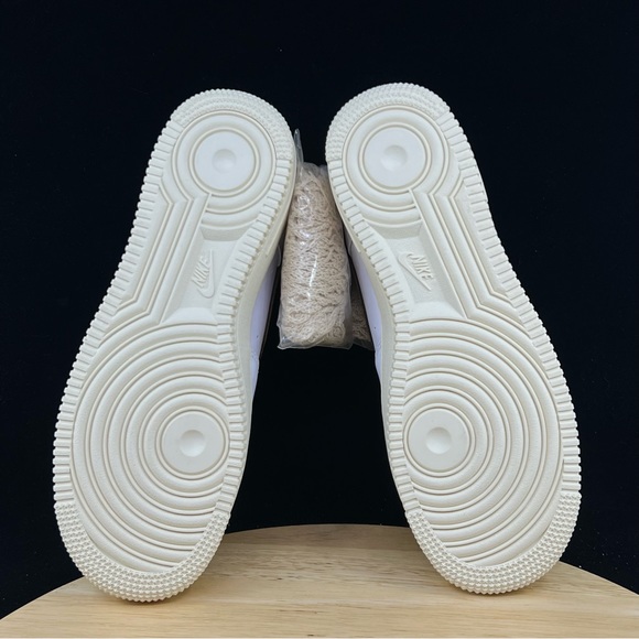 Nike Air Force 1 Low LX White Coconut Milk Archaeo DJ9943-101 Wmns Sz 9 - Picture 9 of 10